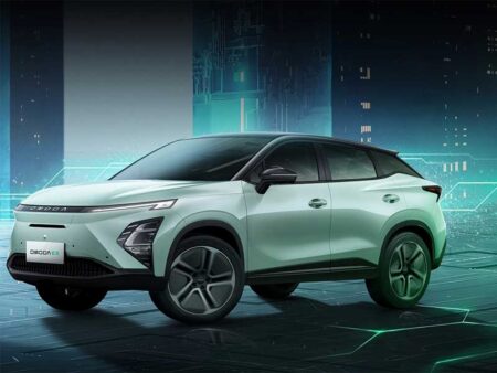 Chery Omoda E5 electric car in Indonesia-autoini