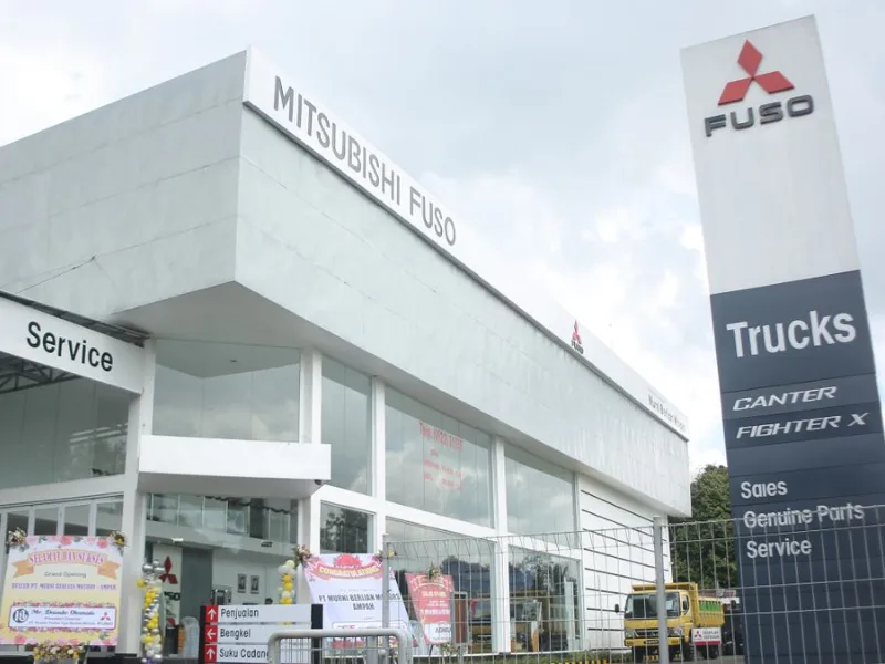 Mitsubishi Fuso opens 225th dealership in Ampah, Central Kalimantan, enhancing 3S services for East Barito region - autoini
