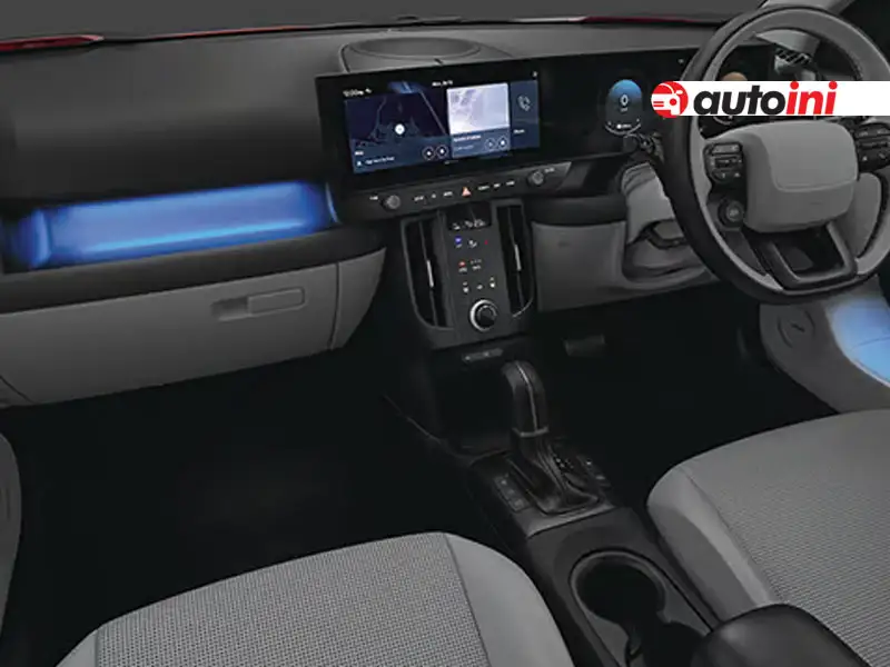 Interior Hyundai Bayon menampilkan layar ganda 12,3 inci dan dasbor modern